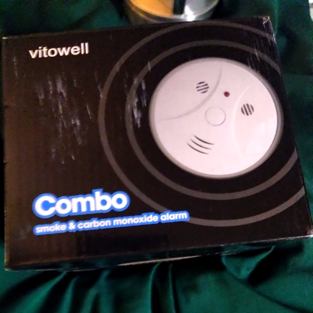 New .. 3pk Smoke Alarm and Carbon monoxide detectors